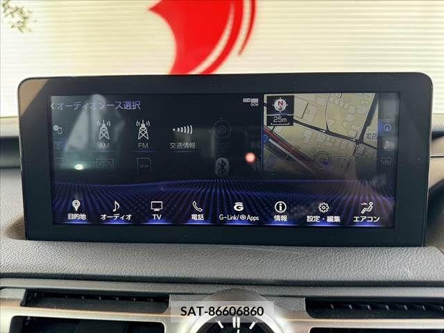 Lexus IS 2020-11 300096-2
