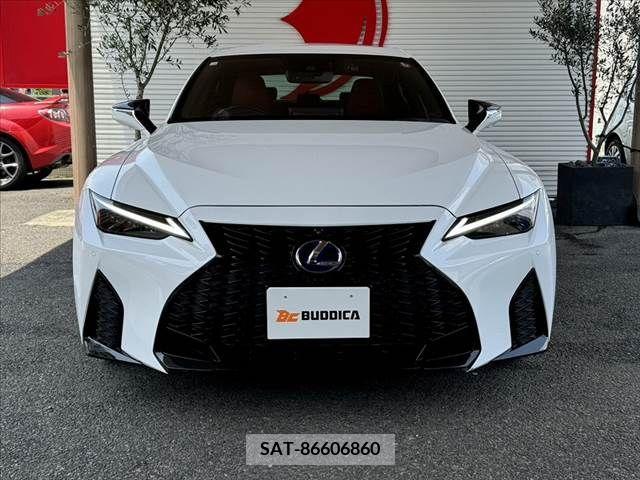 Lexus IS 2020-11 300096-8