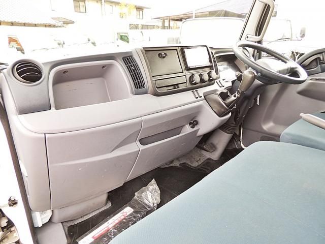 Mitsubishi CANTER 2015-07 190615-14