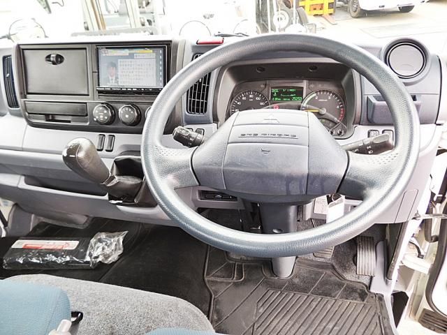 Mitsubishi CANTER 2015-07 190615-10