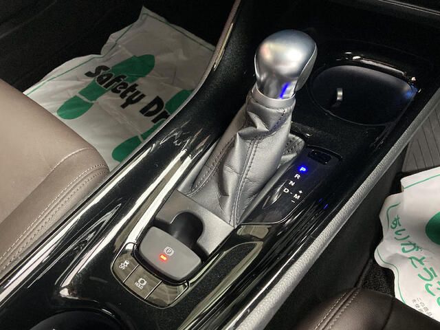 Toyota C-HR 2017-02 26628-7