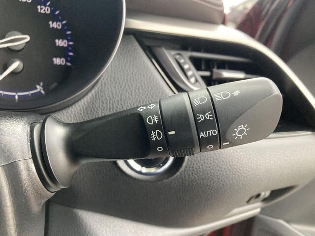 Toyota C-HR 2017-02 26628-12