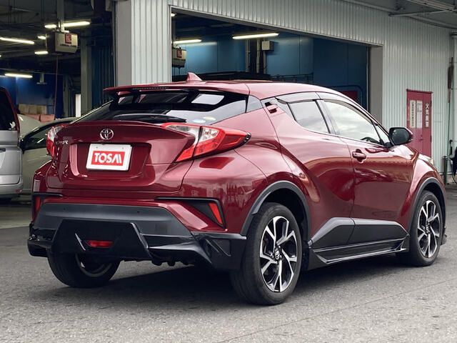 Toyota C-HR 2017-02 26628-1