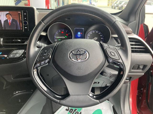 Toyota C-HR 2017-02 26628-9
