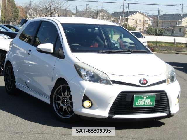 Toyota VITZ 2013-11 370125-2