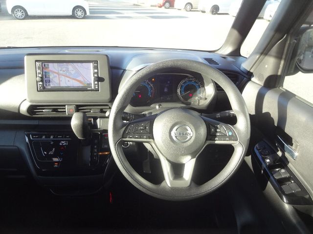 Nissan ROOX 2020-04 19253-10