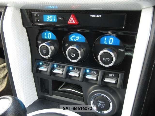 Toyota 86 2016-08 266006-11
