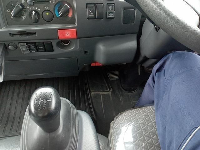 Isuzu ELF TRUCK 2019-06 7542-6