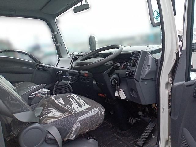Isuzu ELF TRUCK 2019-06 7542-9
