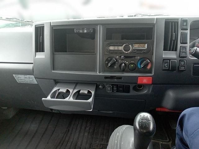 Isuzu ELF TRUCK 2019-06 7542-5