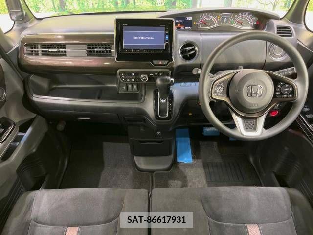 Honda N BOX CUSTOM 2017-09 306923-1