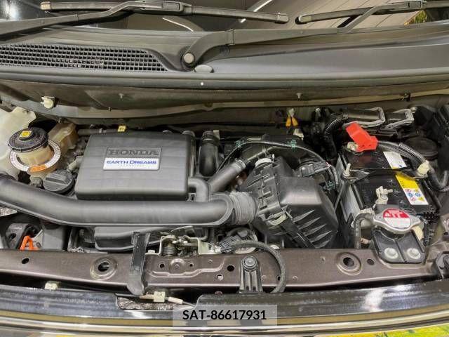 Honda N BOX CUSTOM 2017-09 306923-18
