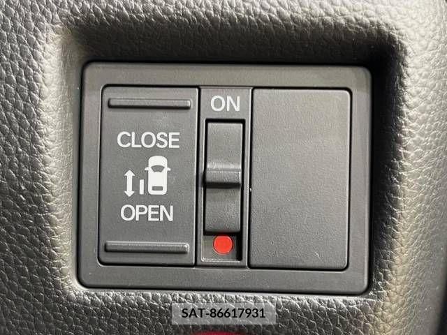 Honda N BOX CUSTOM 2017-09 306923-5