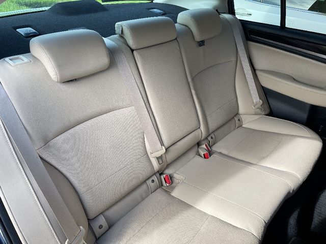 Subaru LEGACY B4 2017-01 10134-6