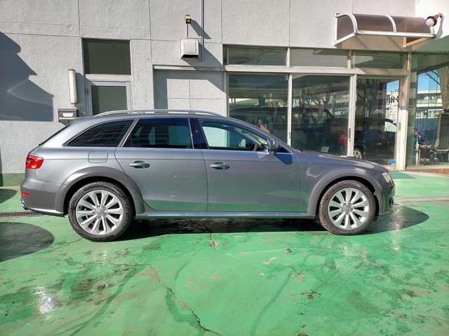 Audi A4 2015-05 183638-11