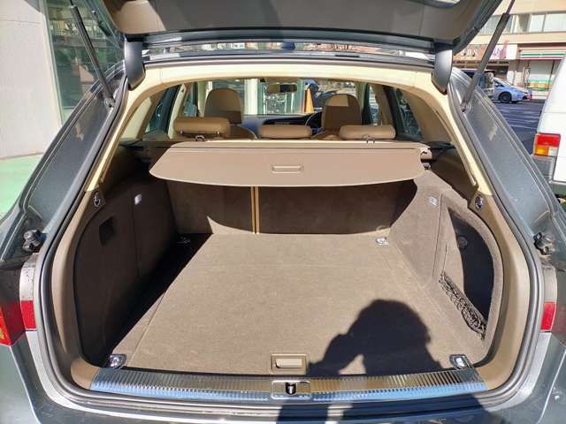 Audi A4 2015-05 183638-17