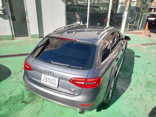Audi A4 2015-05 183638-10