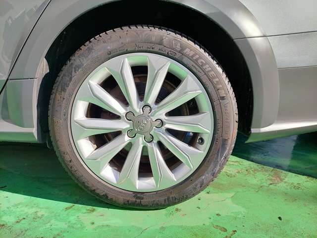 Audi A4 2015-05 183638-6