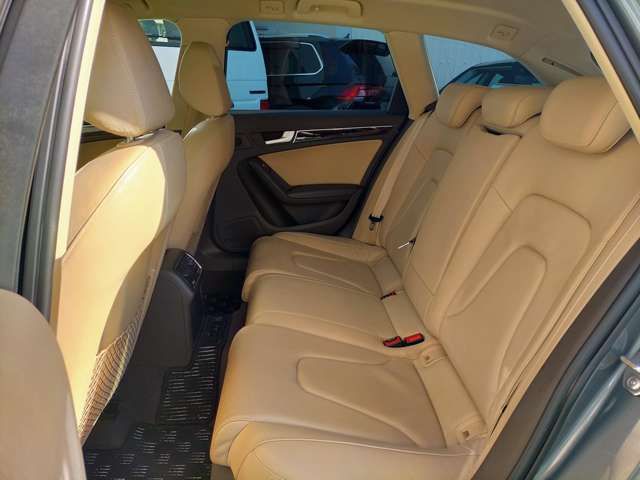 Audi A4 2015-05 183638-16