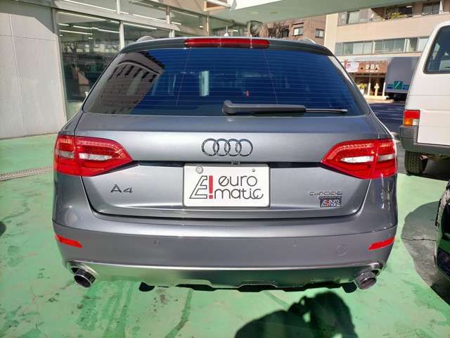 Audi A4 2015-05 183638-9
