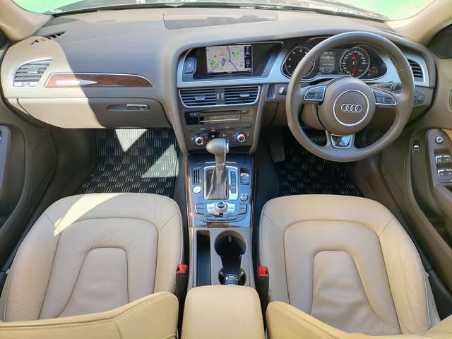 Audi A4 2015-05 183638-19