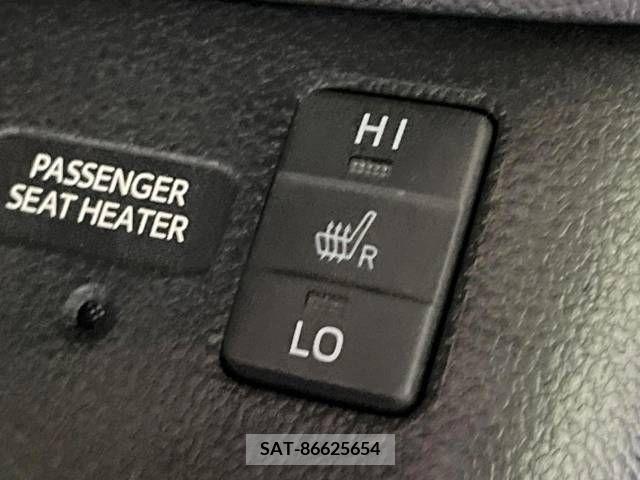 Toyota PRIUS 2015-12 322367-6