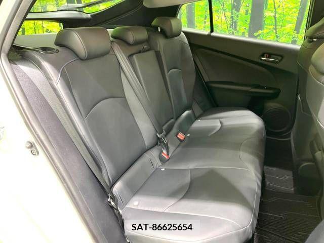 Toyota PRIUS 2015-12 322367-10