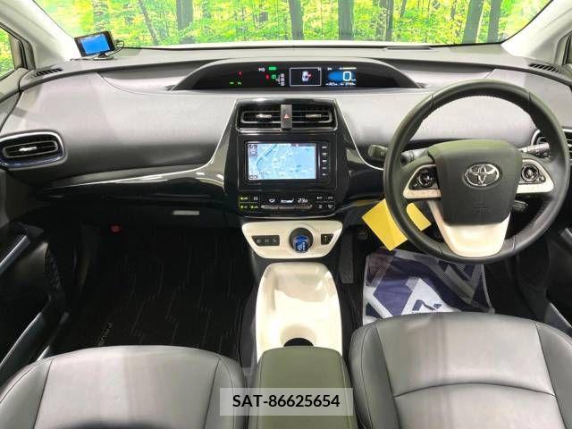 Toyota PRIUS 2015-12 322367-1