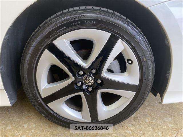 Toyota PRIUS 2016-07 213423-12