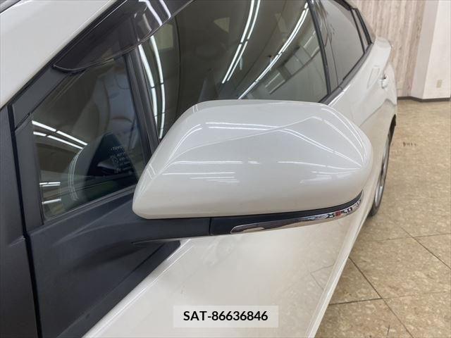 Toyota PRIUS 2016-07 213423-10