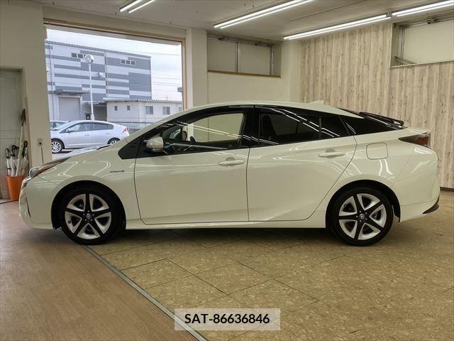 Toyota PRIUS 2016-07 213423-7