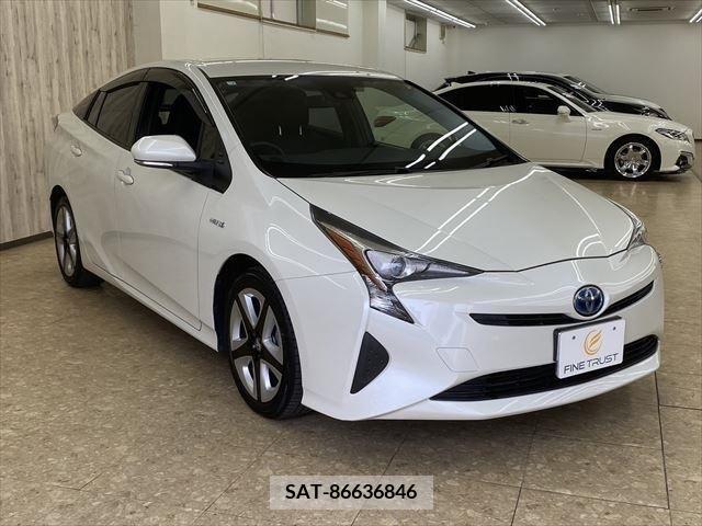 Toyota PRIUS 2016-07 213423-2