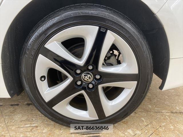 Toyota PRIUS 2016-07 213423-15