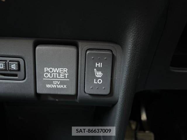 Honda N BOX CUSTOM 2017-09 249038-6
