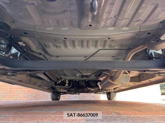 Honda N BOX CUSTOM 2017-09 249038-18