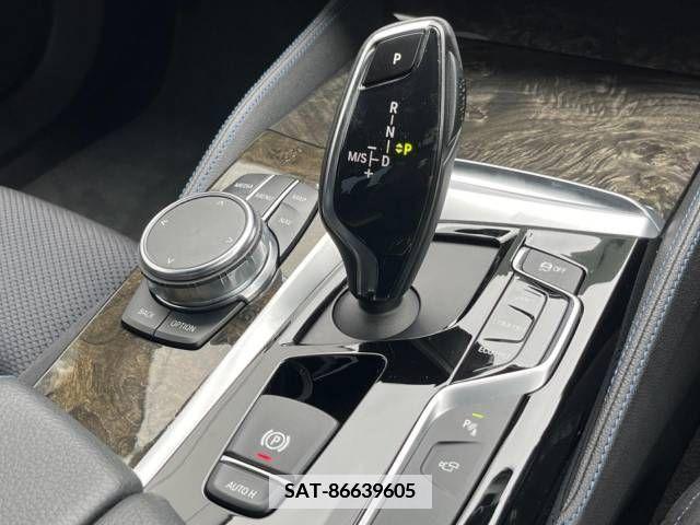 Bmw 5 SERIES 2018-10 357068-12