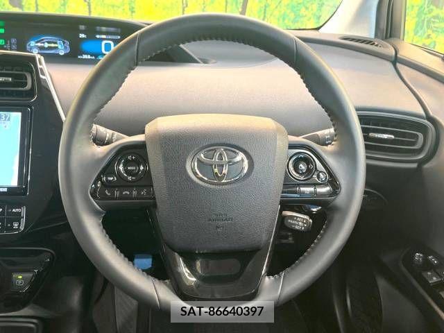 Toyota PRIUS 2019-10 393345-11