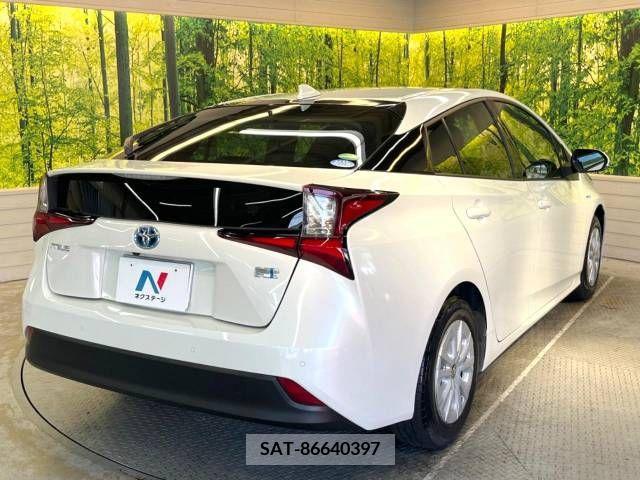 Toyota PRIUS 2019-10 393345-17