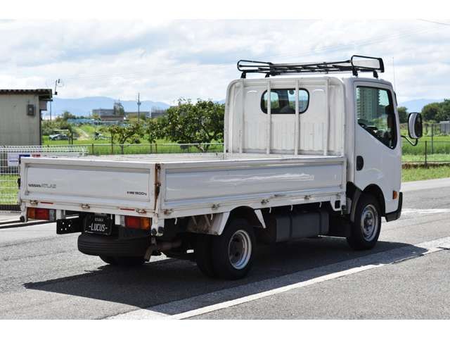 Nissan ATLAS 2013-08 11141-2