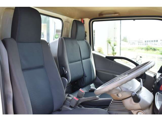 Nissan ATLAS 2013-08 11141-8