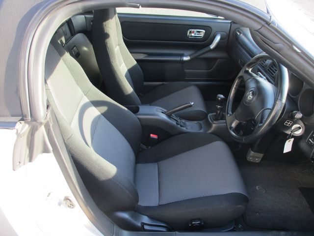 Toyota MR-S 2000-08 10120-11