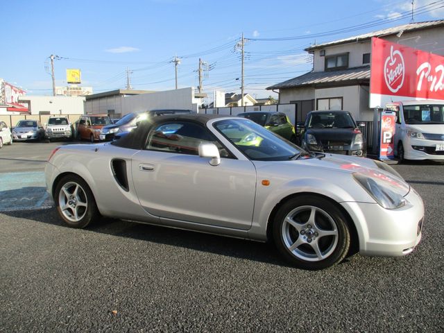 Toyota MR-S 2000-08 10120-9