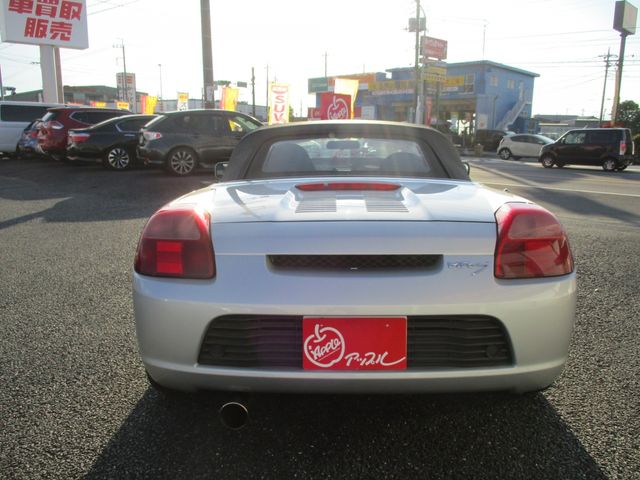 Toyota MR-S 2000-08 10120-7