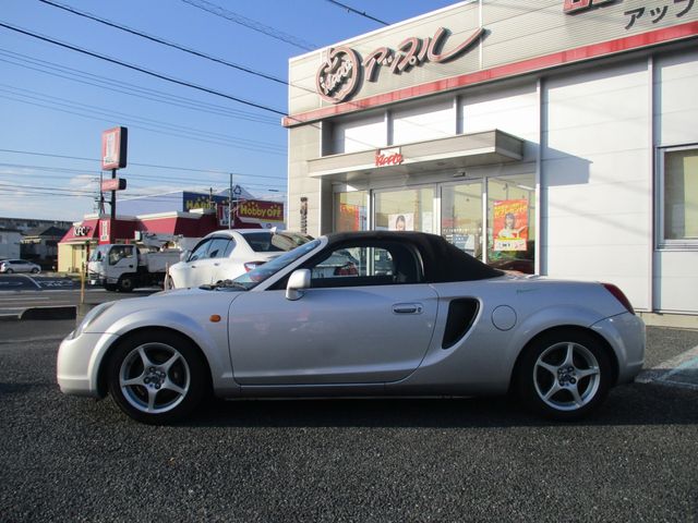 Toyota MR-S 2000-08 10120-8