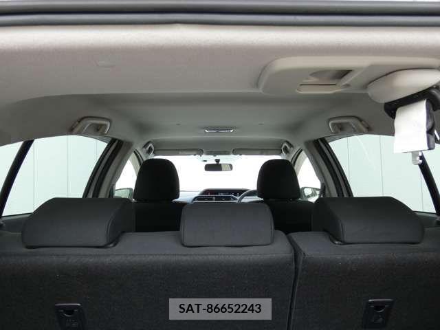 Toyota AQUA 2015-02 260609-8