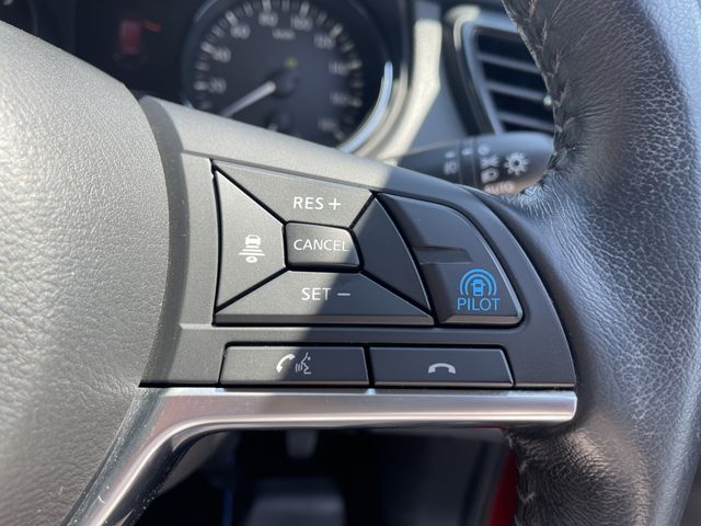 Nissan X-TRAIL 2018-07 8474-10