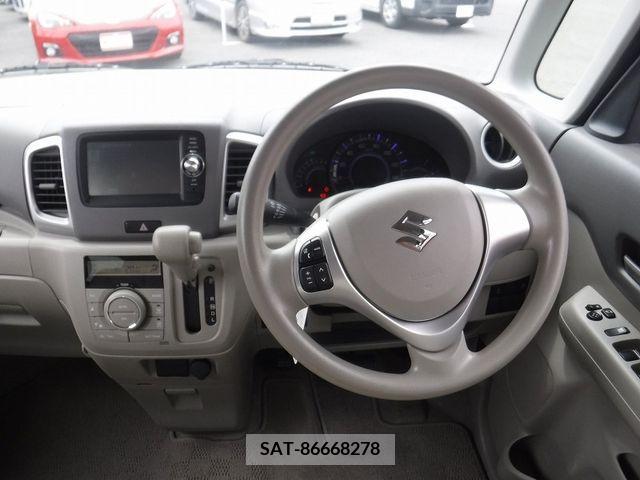 Suzuki SPACIA 2013-03 285566-1