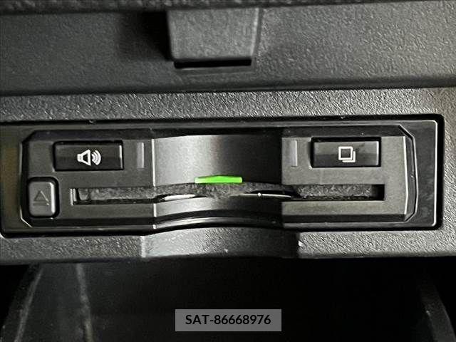 Toyota VELLFIRE 2016-12 332488-29