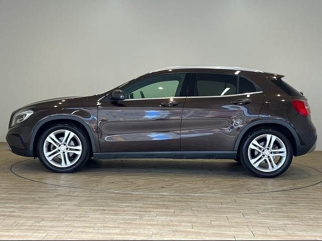 Mercedes Benz GLA-CLASS 2015-11 8647-16