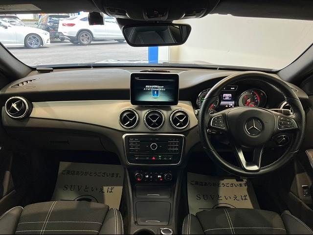 Mercedes Benz GLA-CLASS 2015-11 8647-1